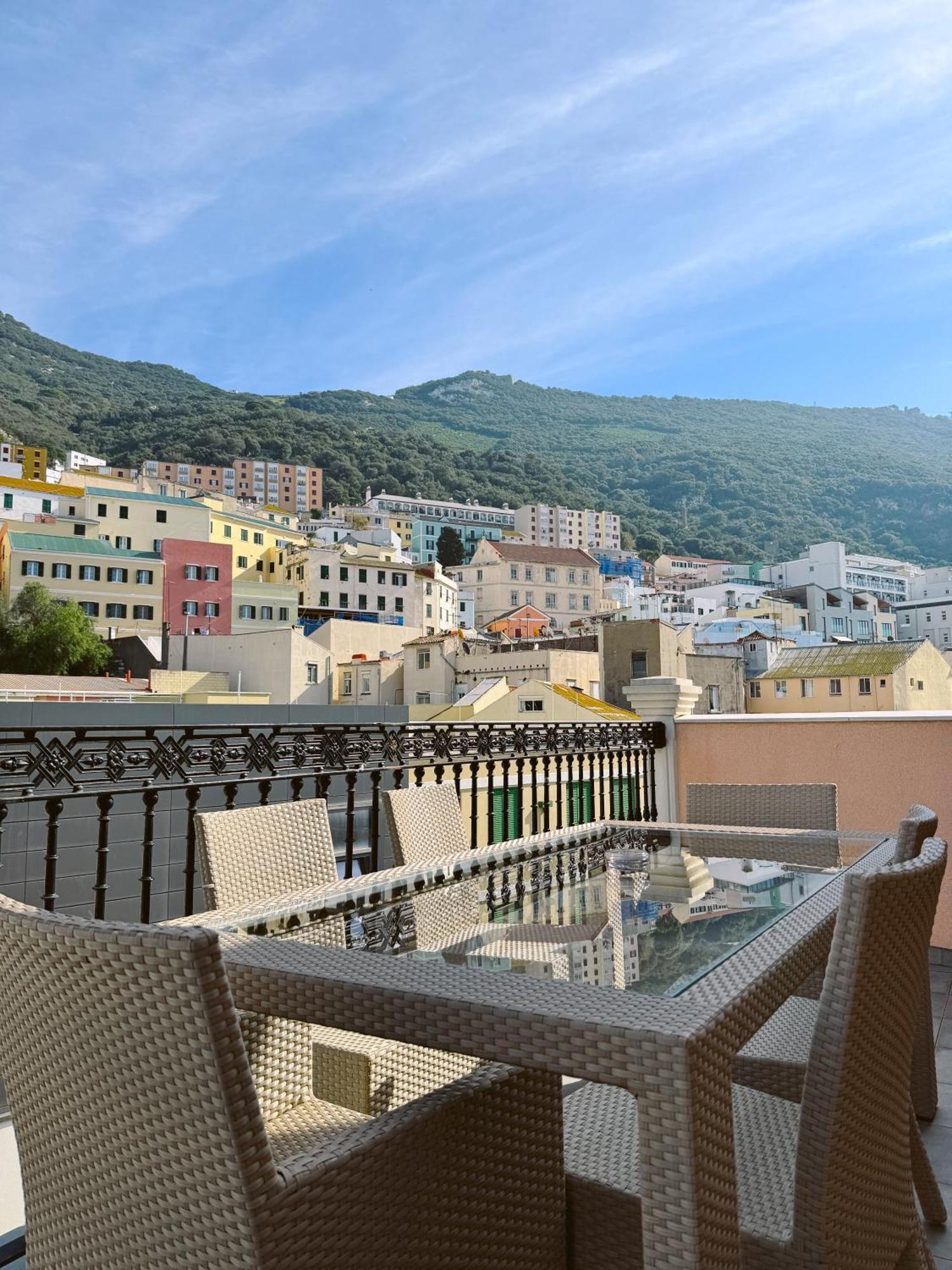 Luxurious Penthouse Studio With Private Terrace - Grand Central House Gibraltar Exterior photo